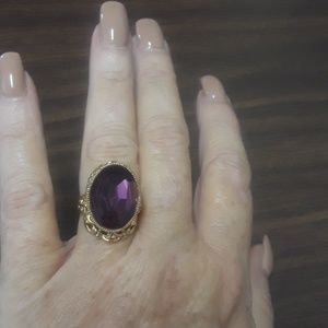 Vintage  purple stone ring